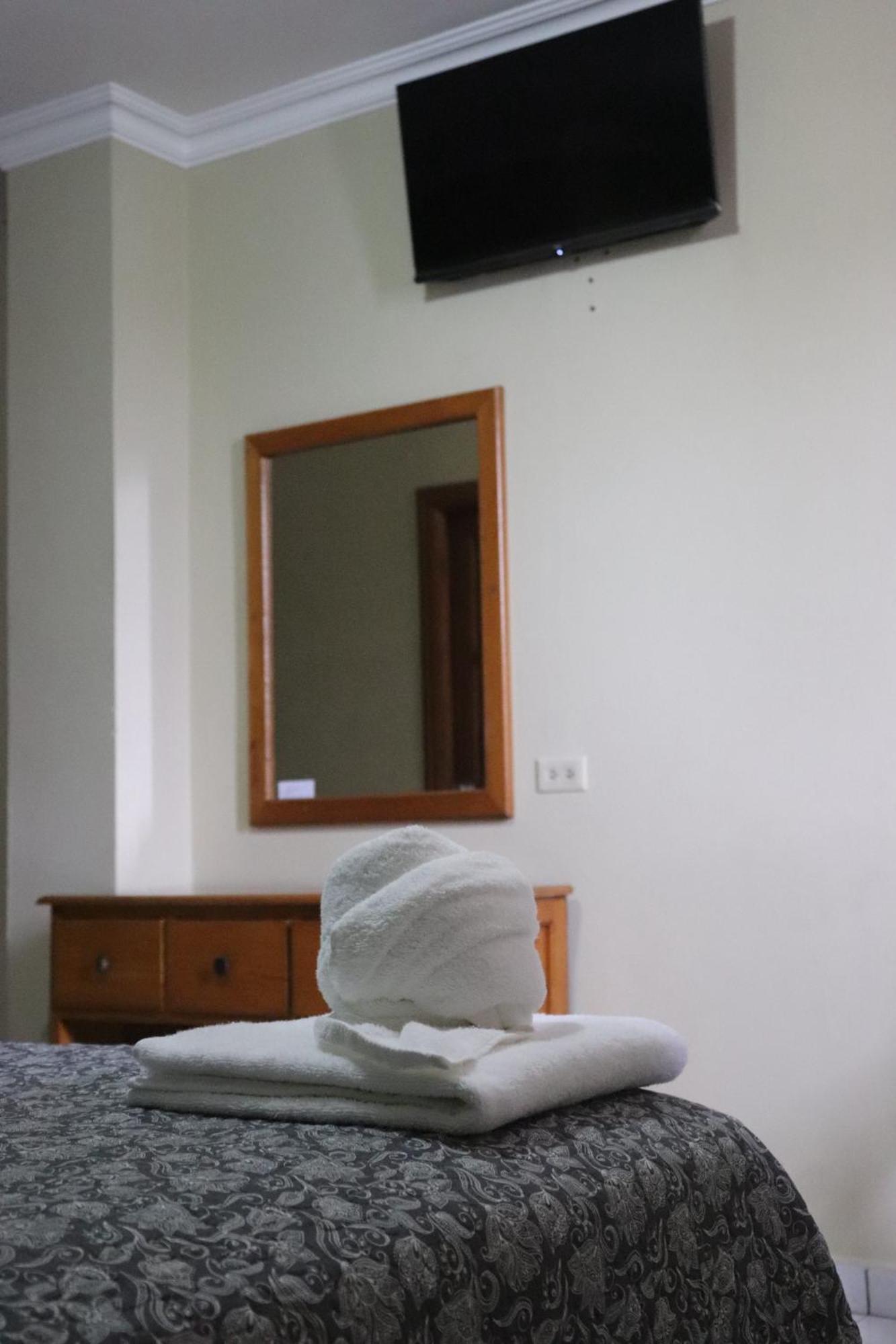Hotel Toledo David Bagian luar foto