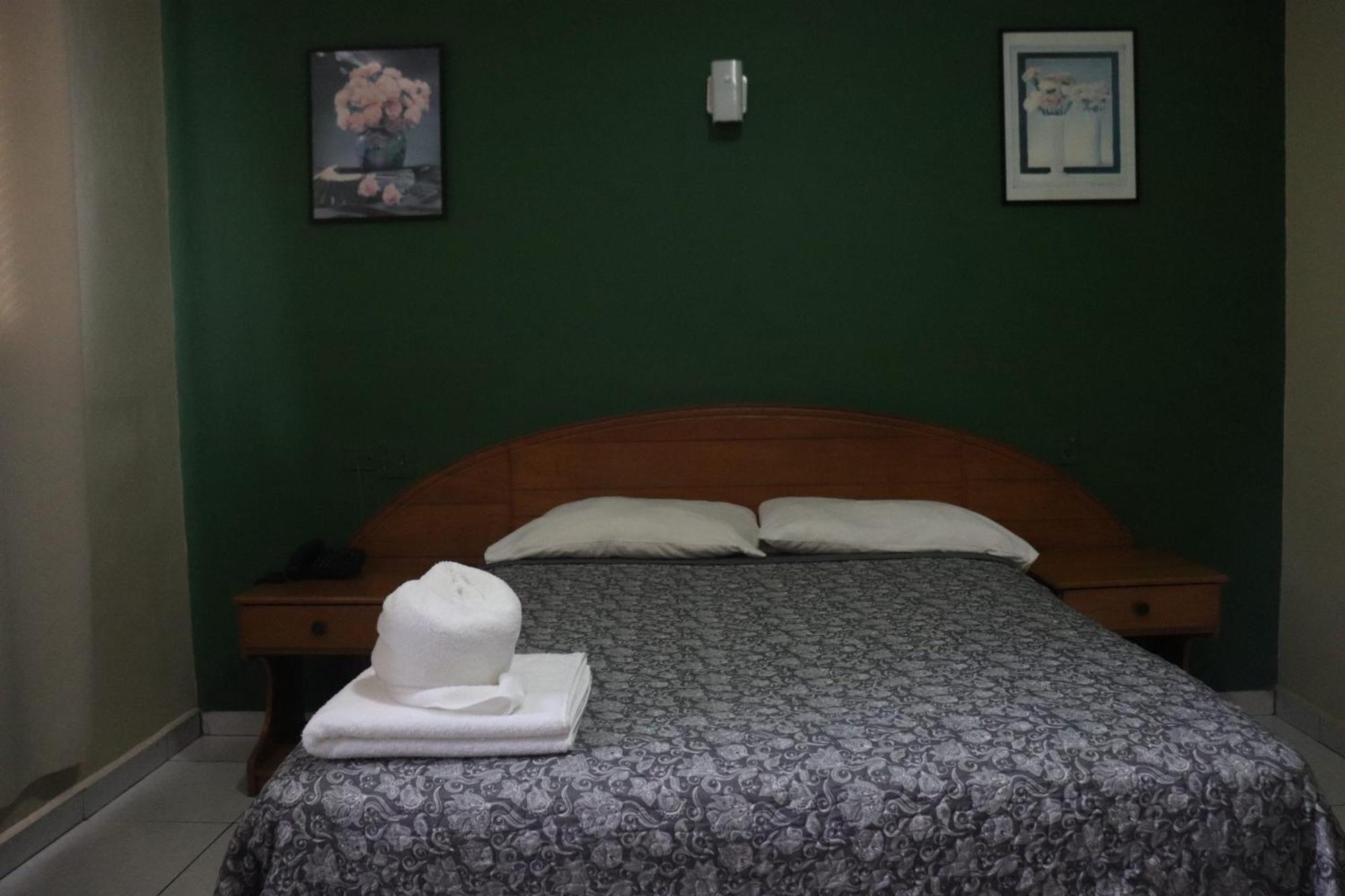 Hotel Toledo David Bagian luar foto